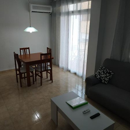 Rmm27 - Piso En Zona Tranquila De Tortosa Appartement Buitenkant foto