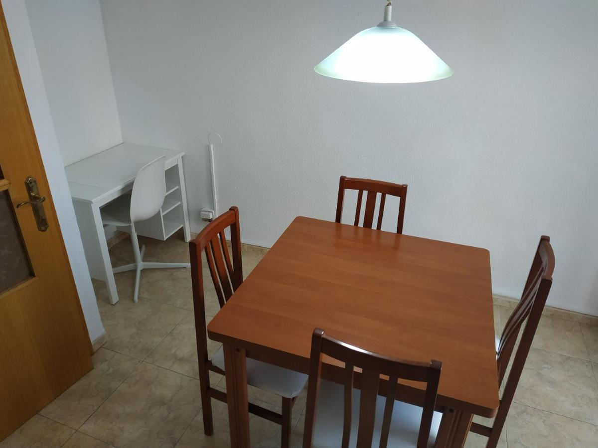 Rmm27 - Piso En Zona Tranquila De Tortosa Appartement Buitenkant foto